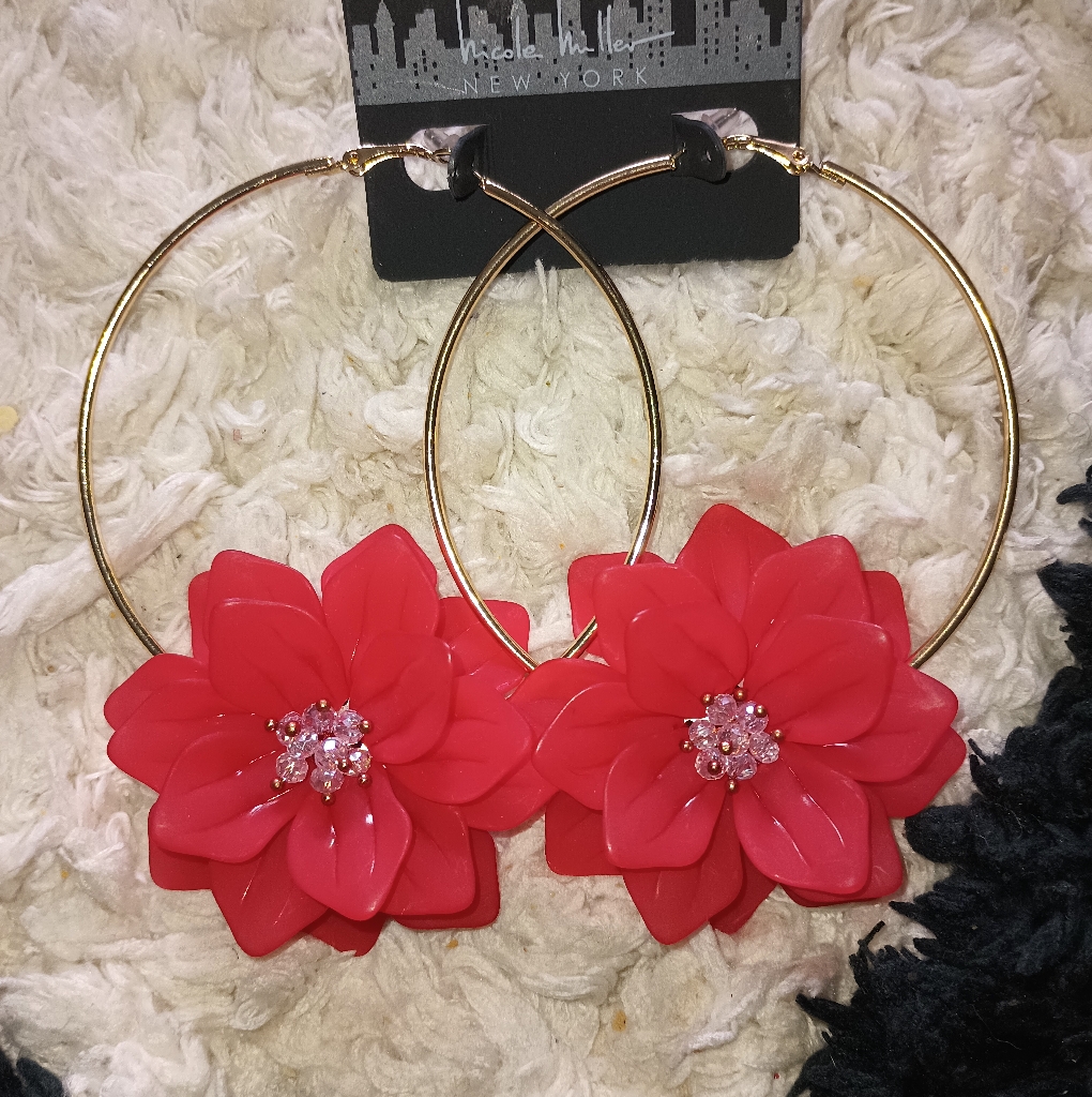 Nicole Miller Stunning Crimson Floral Earrings 30$